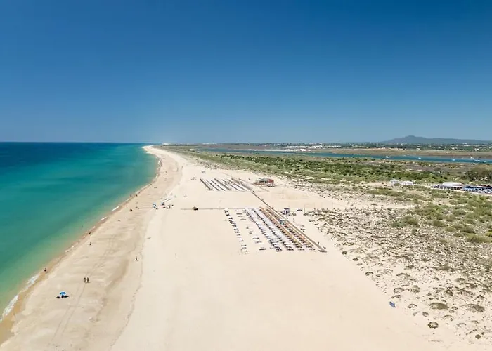 Andorinha House, Callebanda Barracol