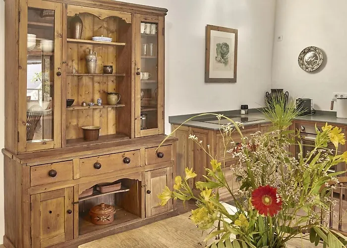 Andorinha House, Callebanda Barracol Tavira