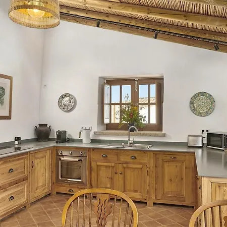 Tatil Evi Andorinha House, Callebanda Barracol